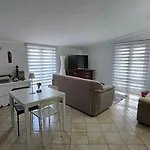 Torre Serena לינה וארוחת בוקר 3*