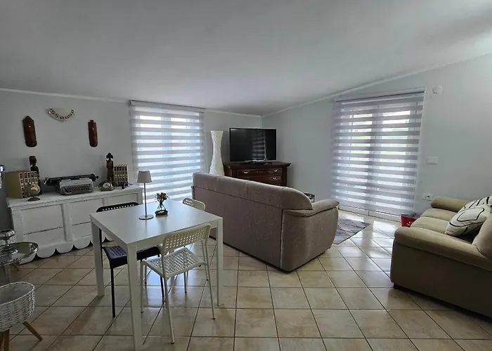 Torre Serena Bed & Breakfast 3*